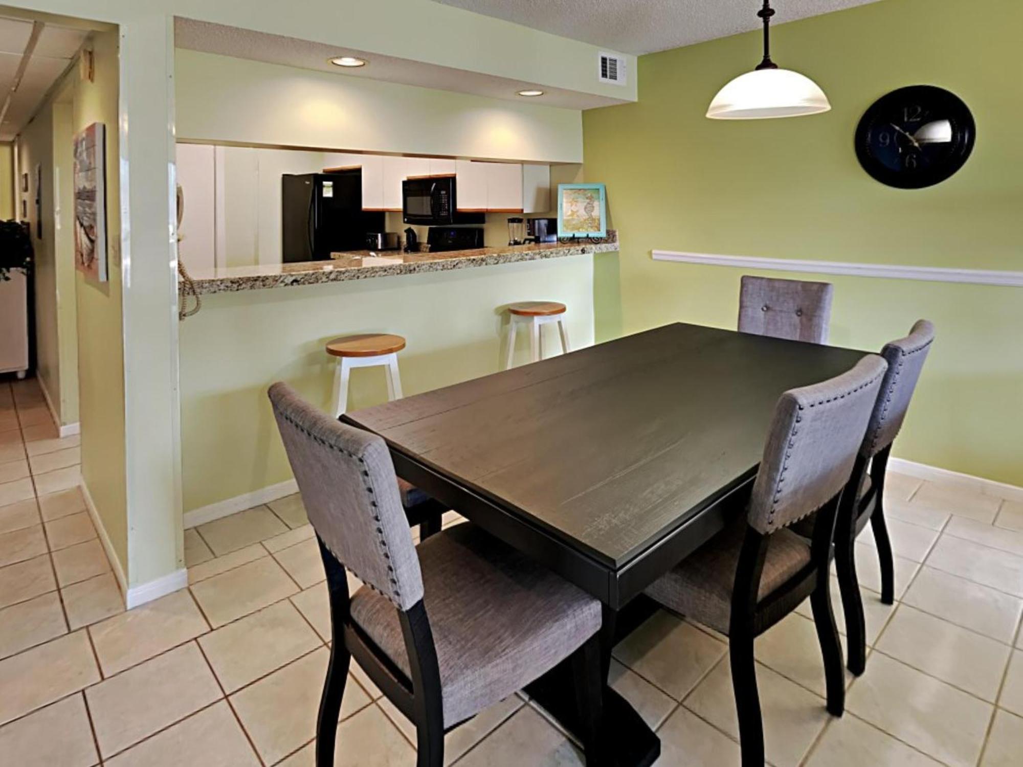 Edgewater 3209 Apartment